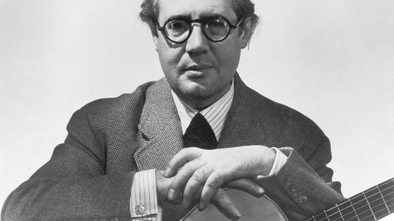 Andres Segovia circa 1935 - Hulton Archive