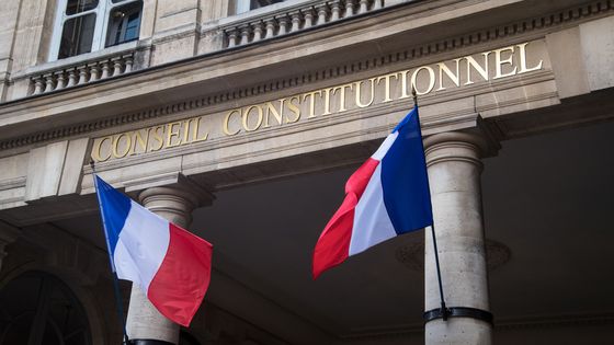 Réuni ce jeudi 18 juin, le Conseil constitutionnel, présidé par Laurent Fabius, a censuré les principales disposition de la loi Avia contre la haine sur internet. ©AFP - Bertrand Guay