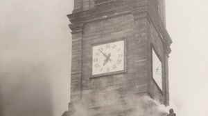 1966, l'église de Masevaux prend feu