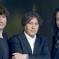 Asian Fields : Vincent Courtois, Louis Sclavis, Dominique Pifarély