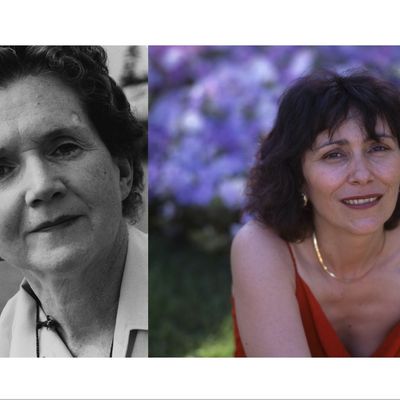 A gauche, Rachel Carson ; à droite, Marie-Monique Robin, récipiendaire du prix Carson et invitée du jour