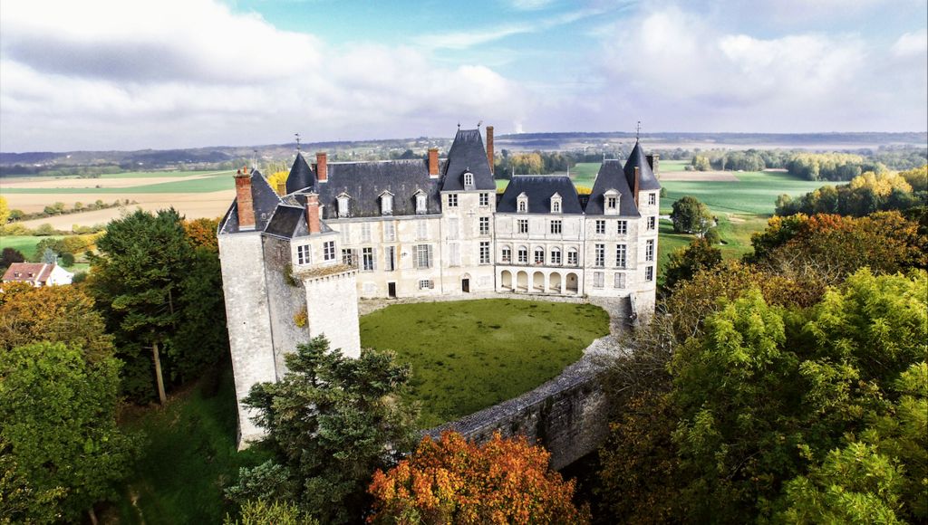 Passez un moment en famille au château de Saint Brisson sur Loire Passez un moment en famille au château de Saint Brisson sur Loire