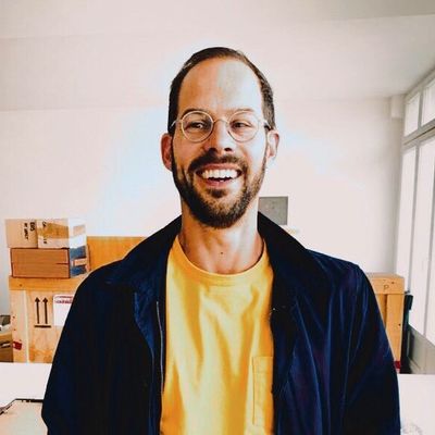 Matthieu Gazier, dans les nouveaux locaux en travaux de son label : Ekler'o'shock, label français indépendant électique !
