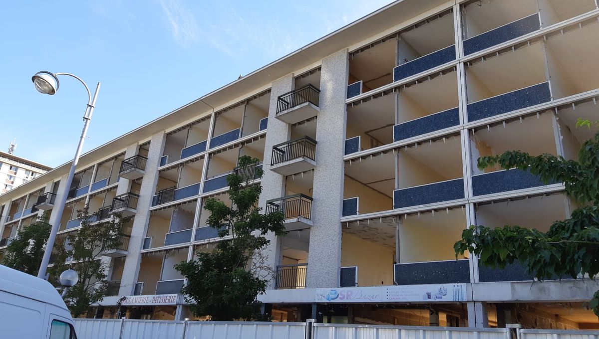 A Tours La Démolition De La Barre Saint Paul A Commencé Au Sanitas