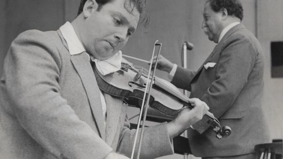 Isaac Stern et Pierre Monteux - Courtesy « Isaac Stern Centennial » - Ruth Orkin