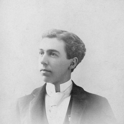 Frank Lloyd Wright, âgé d'une vingtaine d'années