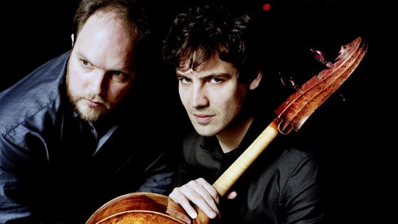 Victor Julien-Laferrière, violoncelle et Jonas Vitaud, piano - Photo by Richard Dumas / Alpha Classics / Outhere Music