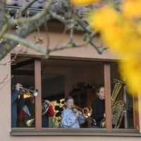 Une famille de musiciens pendant le confinement à Francfort, Allemagne