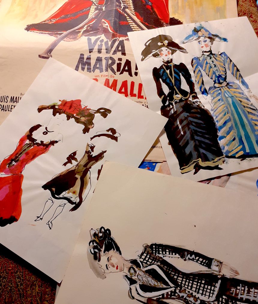 Dessins préparatoires de Ghislain Uhry pour les costumes de Viva Maria !