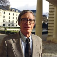 Le philosophe John Rawls à Paris le 20 mars 1987