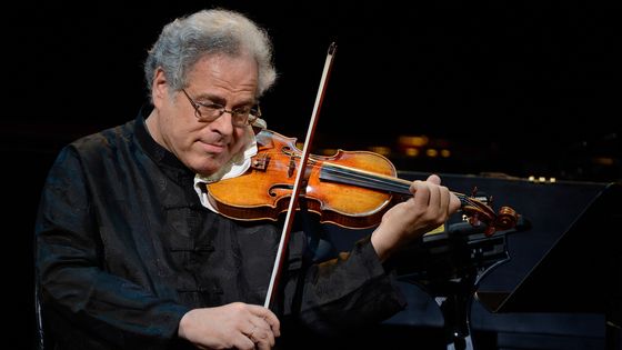 Le violoniste Itzhak Perlman lors d'un concert à New York en 2012 ©Getty - Kevin Mazur / WireImage