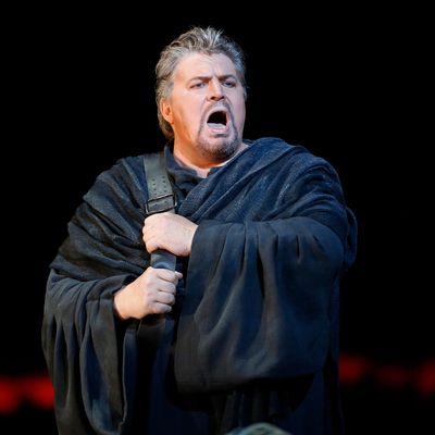 Le ténor allemand Peter Seiffert critique la gestion du Festival de Bayreuth face à la crise