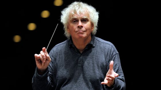 Le chef d'orchestre Simon Rattle à Edimbourg en 2018 ©Getty - Robbie Jack/Corbis