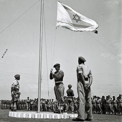 Au Moyen-Orient, la naissance de l’Etat d’Israël offre une nouvelle jeunesse aux Protocoles.