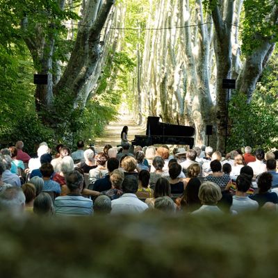 Etsuko Hirose au "festival de la Roque d'Anthéron" - Parc du Château de Florans