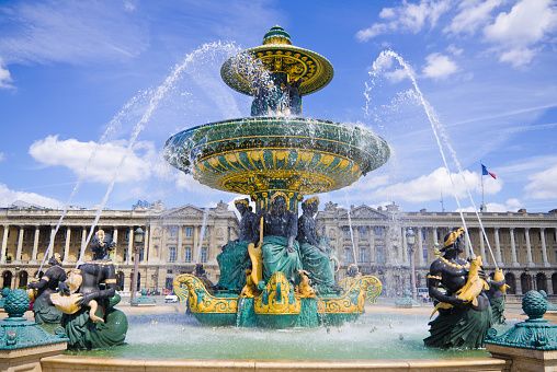 La Fontaine des Mers, place de la Concorde