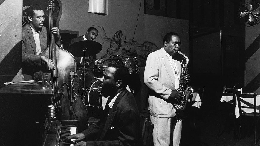 Charlie Parker avec Roy Haynes, Thelonious Monk et Charles Mingus à New York en 1953 / Bob Parent/Getty