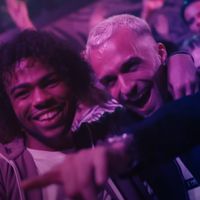 Squeezie ft Gambi - capture clip "Servis" (Global Studio)
