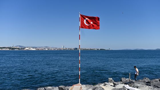 Depuis plusieurs semaines, les tensions s'accroissent entre la Turquie et l'Union européeen en Méditerranée ? ©AFP - Ozan Kose