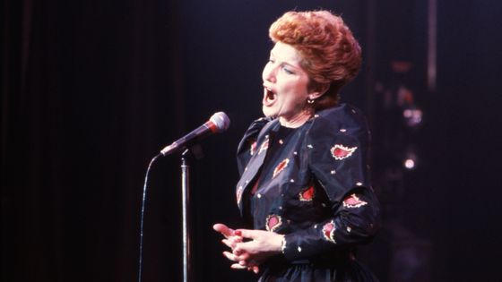 Mady Mesplé sur scène en 1983 ©Getty - Bertrand Laforet/Gamma-Rapho