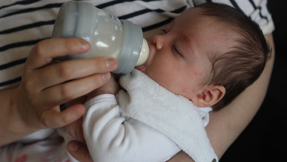 Les Bebes Exposes A Des Millions De Microplastiques A Cause Des Biberons Selon Une Etude