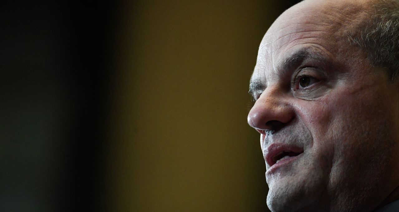 El Ministro de Educación Nacional, Jean-Michel Blanquer, utilizó este término durante una entrevista con Europa 1, como resultado de la Conflans-Saint-Honorine Attack.'Éducation nationale, Jean-Michel Blanquer, a utilisé ce terme au cours d'une interview sur Europe 1, à la suite de l'attentat de Conflans-Saint-Honorine.