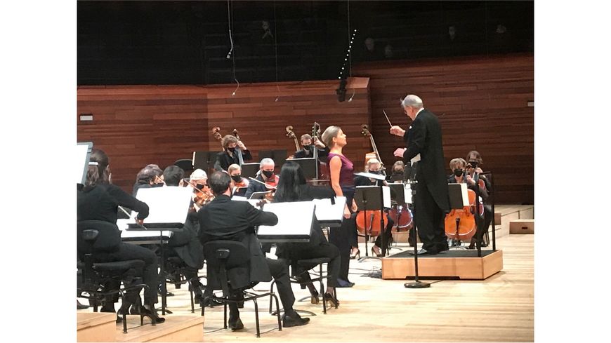 Sir John Eliot Gardiner dirige l'Orchestre Philharmonique de Radio France