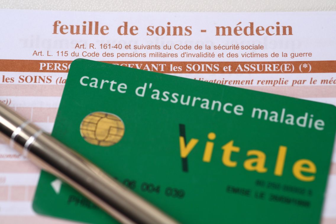 Un milliard et demi de feuilles de soin sont stockées chaque année dans la base de données de la Caisse nationale de l’assurance maladie.