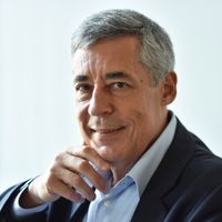 Portrait d’Henri Guaino, haut fonctionnaire et homme politique en 2019.