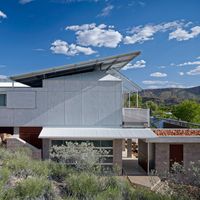 Les architectes contemporains cherchent à concilier matériaux modernes et écologie