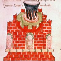 Un Athanor, four dont se servaient les alchimistes pour obtenir la pierre philosophale