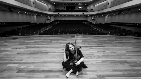 La violoniste Patricia Kopatchinskaja revient sur ses prochains concerts à l'Auditorium de Radio France et sur son nouveau disque Vivaldi - Eric Melzer