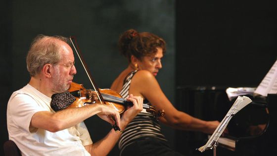 Gidon Kremer et Elena Bashkirova lors du 9ème Festival international de musique de chambre de Jérusalem en 2006 ©Getty - Dan Porges