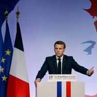 Emmanuel Macron lors de son discours sur les séparatismes aux Mureaux (Yvelines) vendredi 2 octobre.