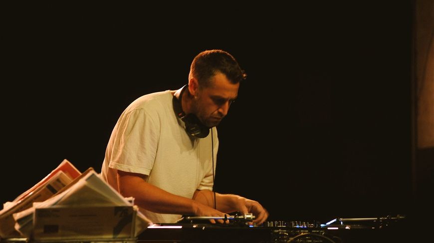 DJ Illvibe