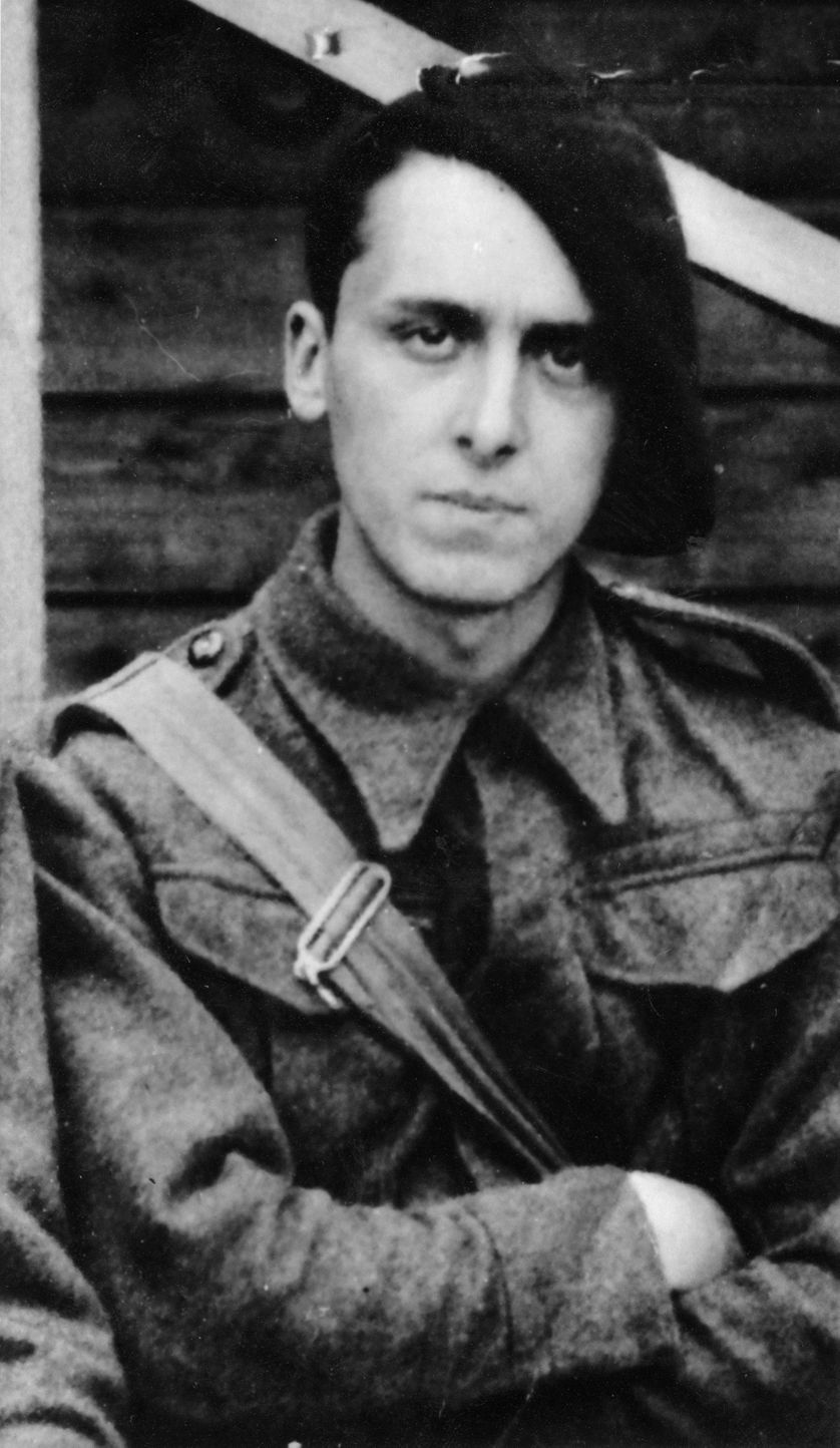 Je Suis Reste Action Francaise Mais Maurras C Etait Fini Ep 2 5 Les Vies De Daniel Cordier