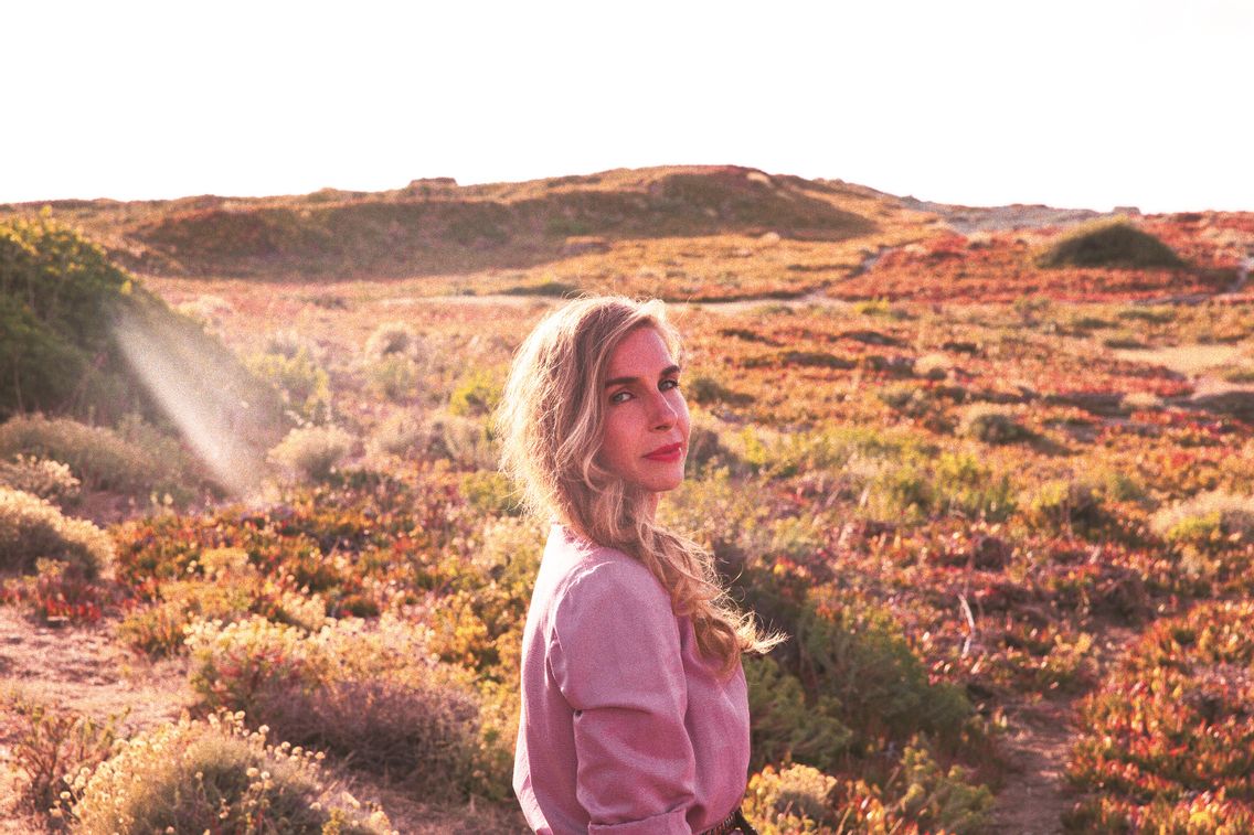 Barbara Carlotti Chante La Corse Son Ile D Amour