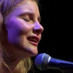 Michel Legrand - Alan Bergman, Marilyn Bergman : The Moon and I (Marie Oppert)