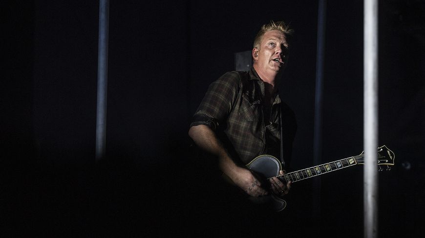 Josh Homme et QOTSA à Milan en 2018 / Francesco Prandoni/Redferns/Getty