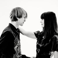Marie Modiano & Peter von Poehl / photo Julien Bourgeois