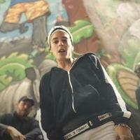 Keny Arkana dans son clip "J'sais pas faire autrement (Avant l'exode #1)" (Capture YouTube/Flo Lalanne)