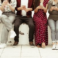 Des utilisateurs de smartphone