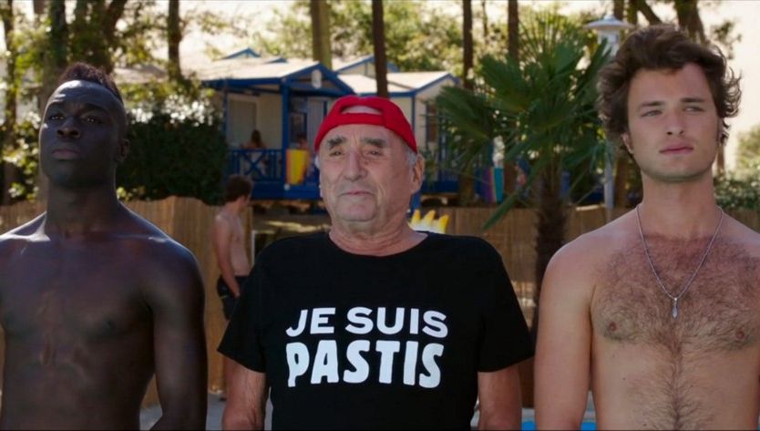 Mort De Claude Brasseur Quand Le Comedien Retrouvait La Folie De Ses Ans Dans Le Film Camping