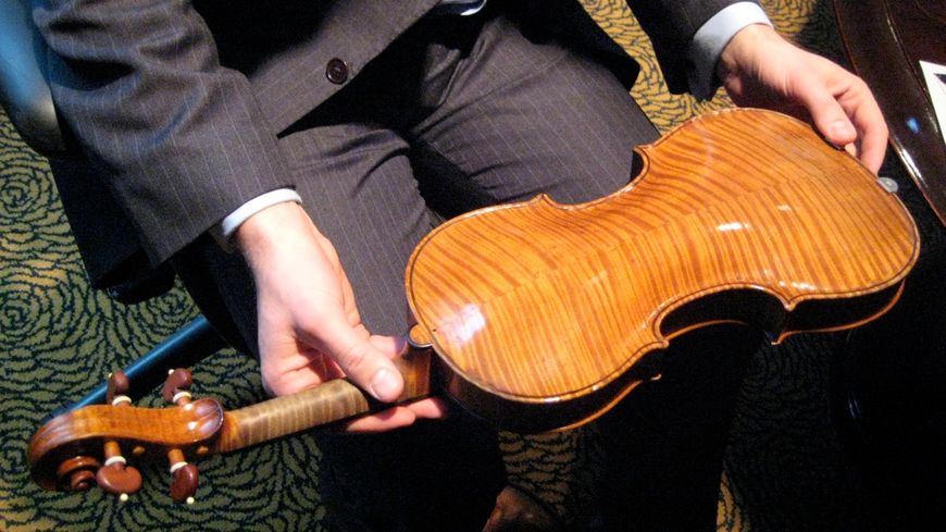 Un violon d'une valeur de 700 000 dollars a été volé à Los Angeles début décembre