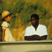 Cécile Ducasse et Isaac de Bankolé incarnent France et Protée dans "Chocolat", de Claire Denis (1988).