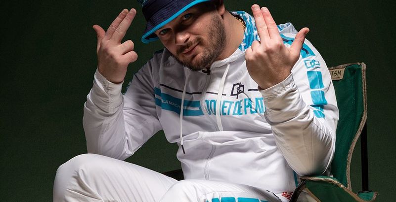 Jul Balance Un Petit Freestyle A L Ancienne Juste Pour Le Plaisir