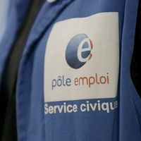 Des jeunes en service civique qui font un travail de conseiller Pôle Emploi : pratique illégale.