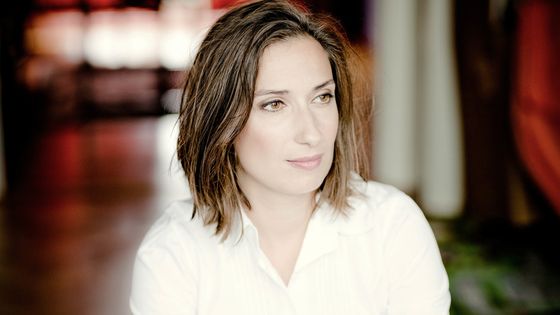 La chef d'orchestre française Ariane Matiakh dirige l'Orchestre de Paris le 13 janvier 2020. Ce concert sera diffusé en direct sur le site Philharmonie Live - Marco Borggreve
