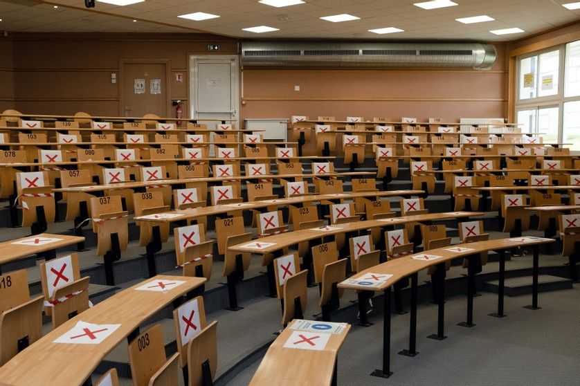 Covid 19 Le Gouvernement Espere Eviter Un 3e Confinement L Ocde Se Penche Sur Les Consequences De La Pandemie Sur La Recherche