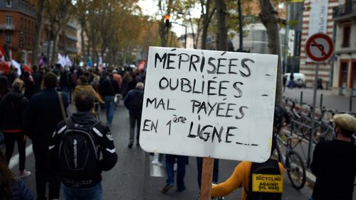 De l'école à l'université, une intersyndicale, rare, appelle à faire grève pour de meilleurs salaires et contre la gestion de la crise sanitaire